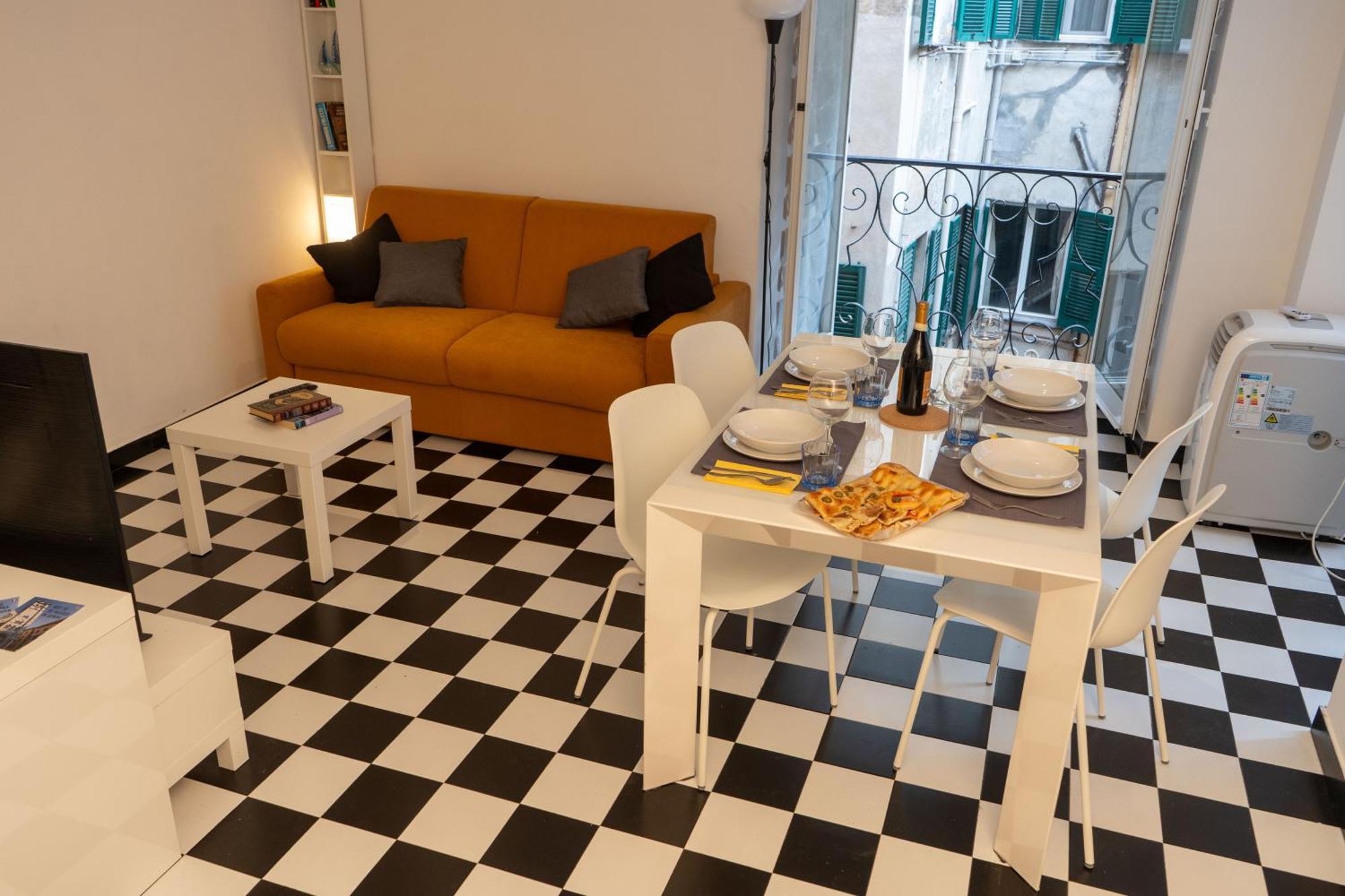 Apartment - Pieno Centro A 2 Passi Dall'acquario Genua